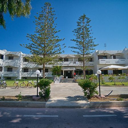 Frosini Hotel Лампи Экстерьер фото