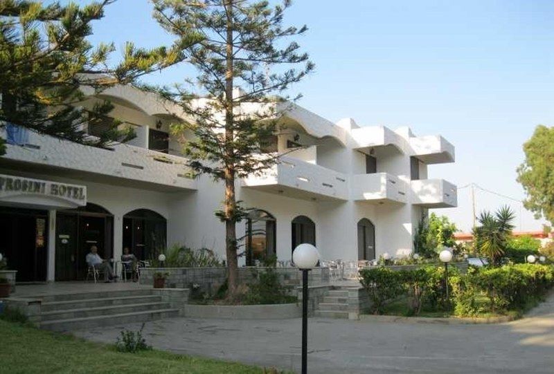 Frosini Hotel Лампи Экстерьер фото