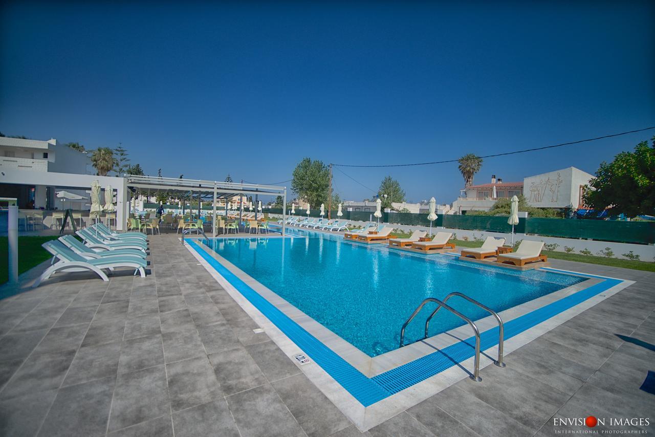 Frosini Hotel Лампи Экстерьер фото